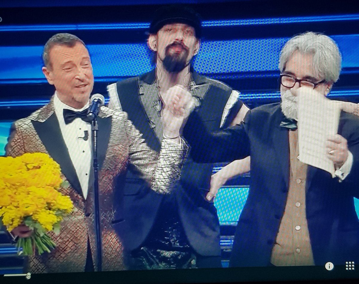MariManicone's tweet photo. Per me Sanremo può finire qui #Sanremo2022 https://t.co/Ot5ClliiWo