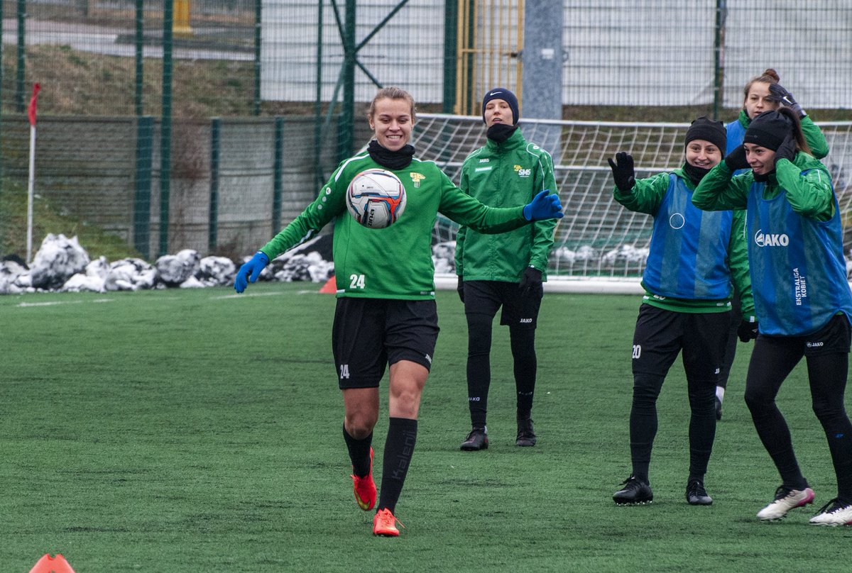robmak78's tweet photo. #preparationinprogress 🟢⚫ @GKS_Gornik @laczynaskobieca https://t.co/1zKt2z0A0l