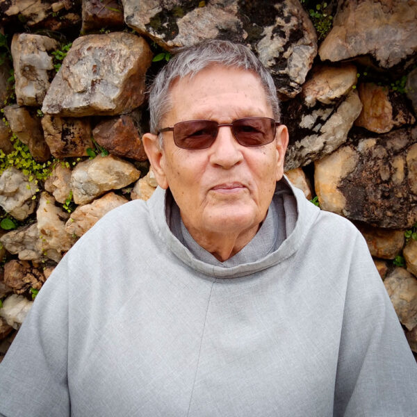 EARTH CARE HERO, BR. TONY DROLL
Sustainability. This word epitomizes Br. Tony Droll's most recent mission - to achieve sustainability and self-reliance in Kitwe, Zambia where he has ministered since April 1965. conta.cc/3IF5uKd