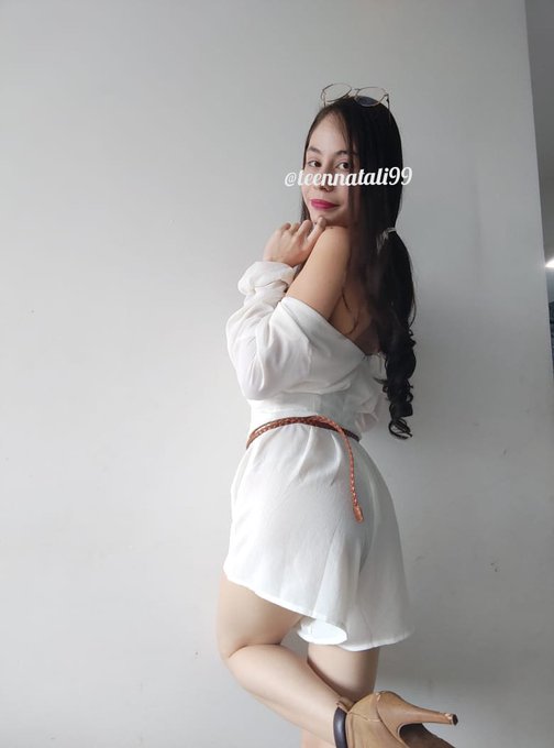 Hola amores buenas tardes  Estoy disponible para los shows en vivo y videos https://t.co/mB2YEVNulP<a href="/tag/nuevafotodeperfil"class="tags"><span>#nuevafotodeperfil</span></a>