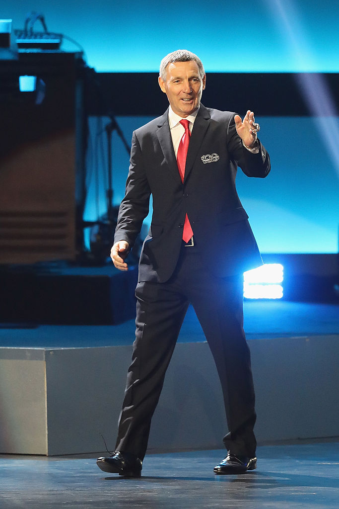 Happy birthday to our Savoir-Faire, Mr. Denis Savard 