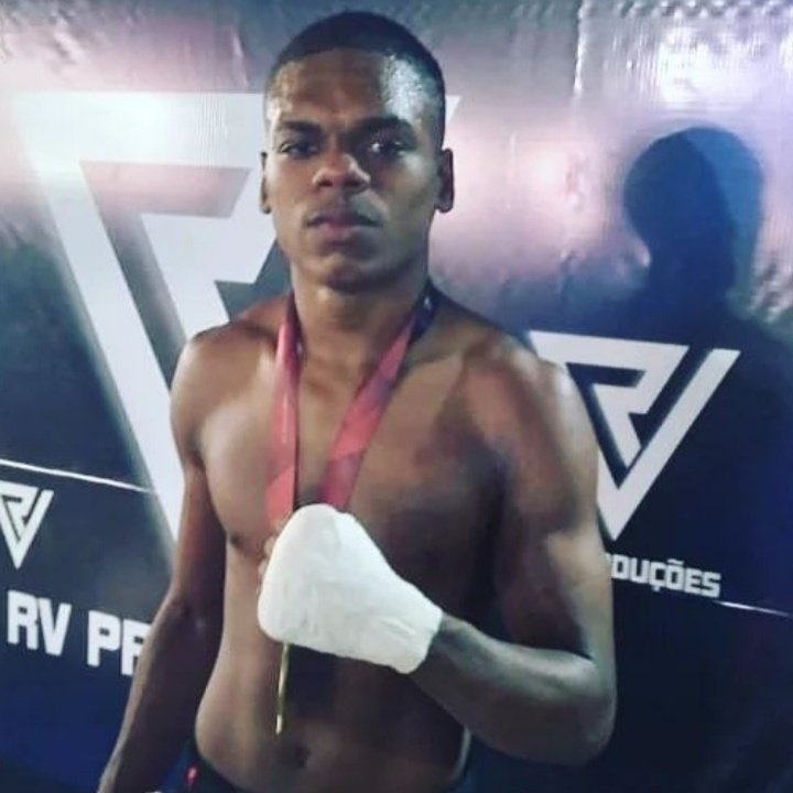 ✌💥💥