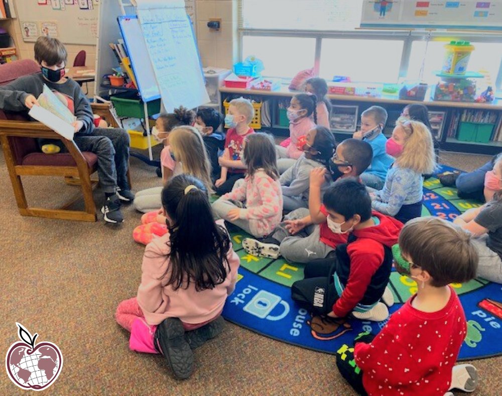 SSPPS6's tweet photo. Kaposia first graders had special guest readers in celebration of I Love to Read Month! Older Kaposia students and even Principal Mr. Bretoi stopped in to Mrs. Troupβs class to read one of their favorite books! #SSPpride #SSPlearns #ILTRM https://t.co/B5s1G8INDE