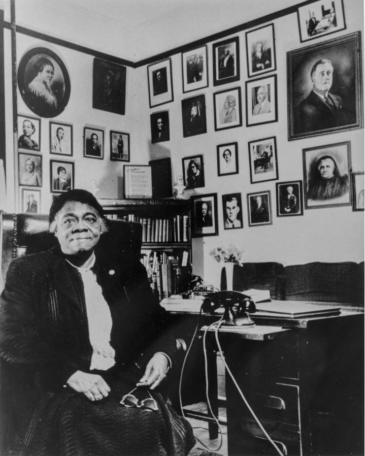 Meet Mary McLeod Bethune, an educator, civil rights activist, and stateswoman.

She became the highest-ranking African American woman in gov't 💁🏾‍♀️ and helped expand opportunities at the Red Cross for African Americans. Learn more: rdcrss.org/3uuoVBT #BlackHistoryMonth
