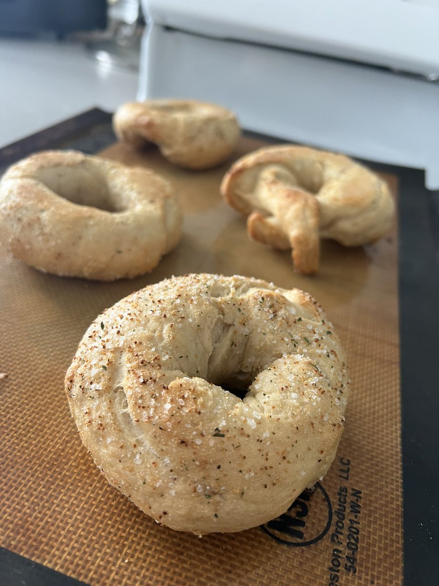 D127GetsReal's tweet photo. RT @schuyler_gina: RT @jpope127: Nothing like a homemade bagel on a chilly Friday morning. #yeastbread #D127GetsReal #Ramily https://t.co/AiOhYaLne4