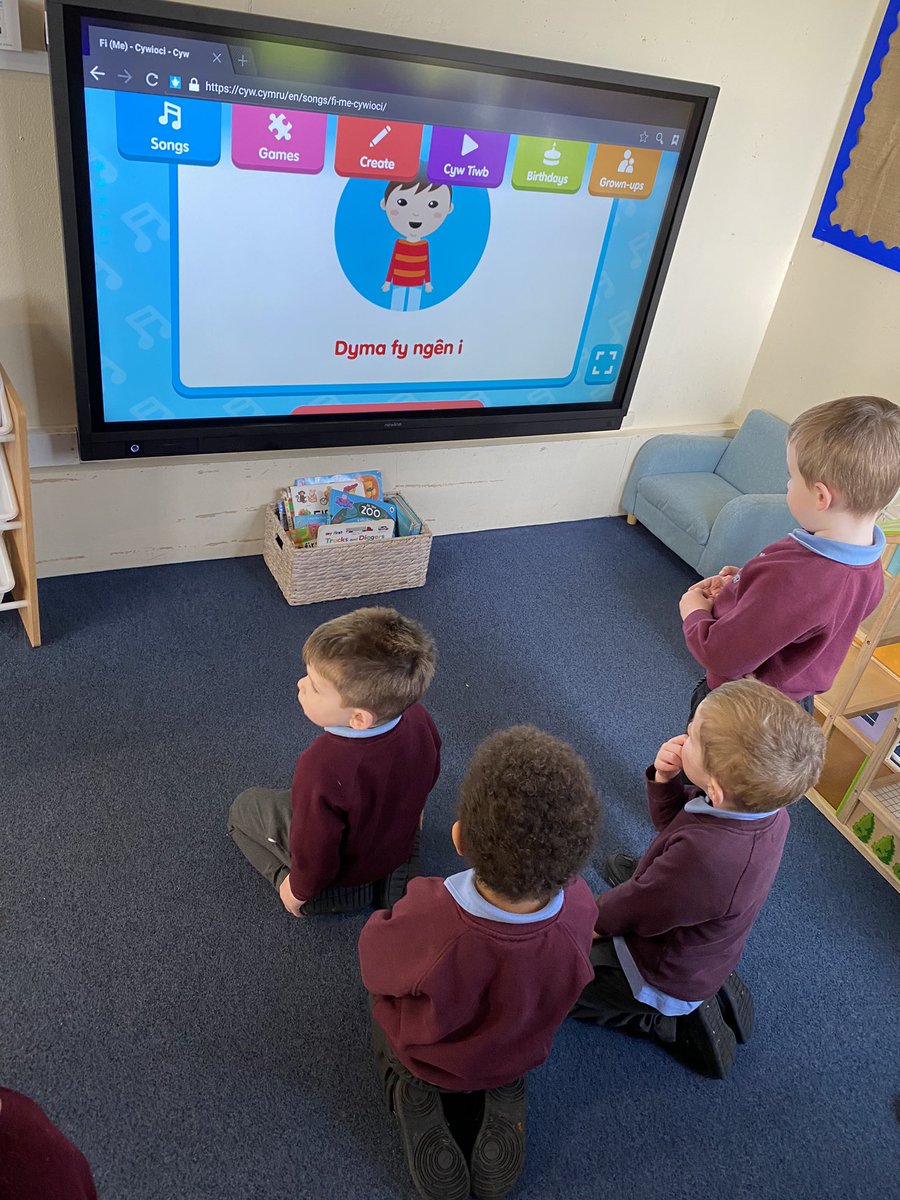 #DyddMiwsigCymru Cyfnod Sylfaen enjoying caneuon Cymraeg <a href="/CymraegSyFflint/">Tîm Cymraeg-Fflint</a>