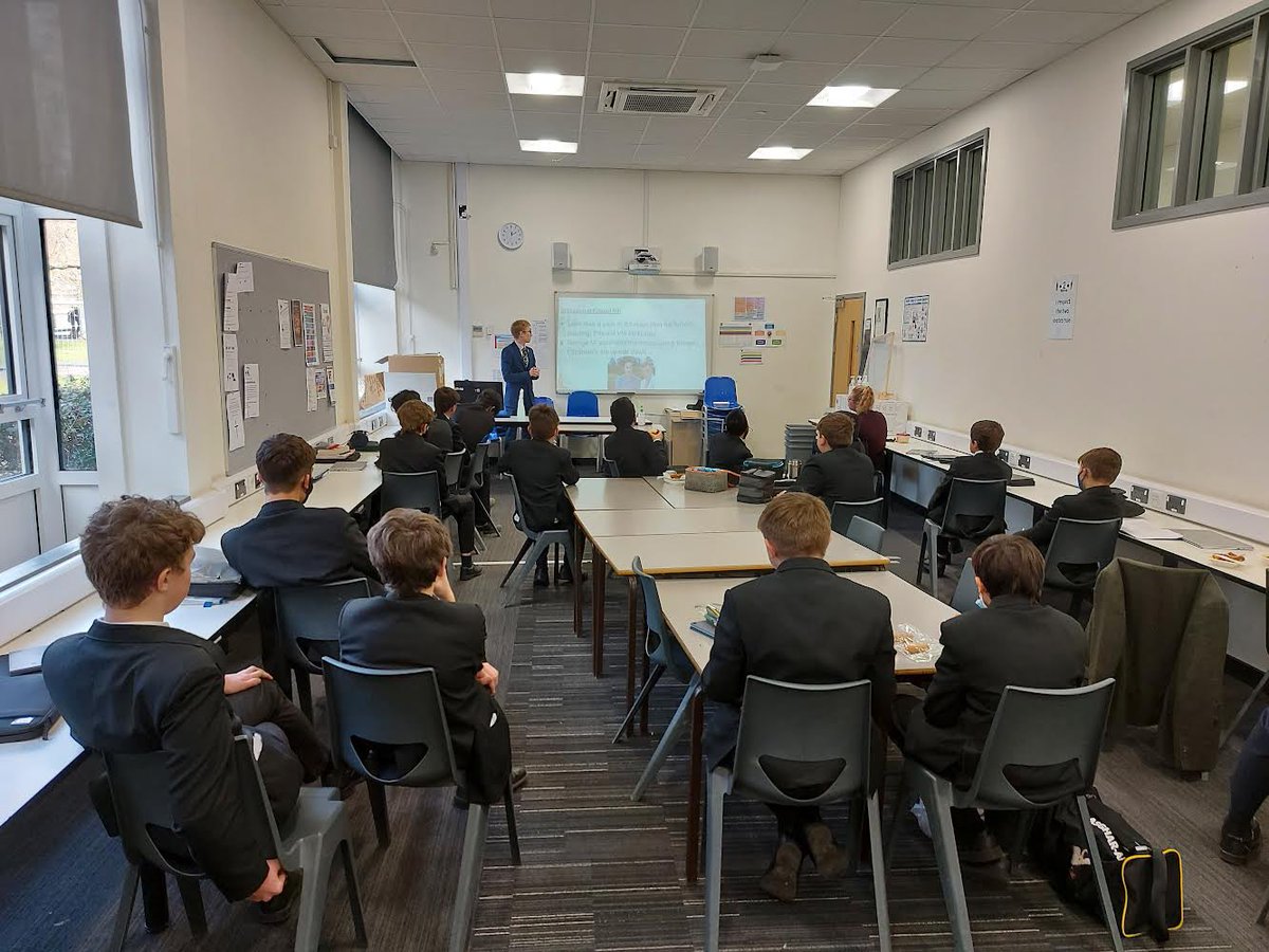 JHGSHistory's tweet image. An excellent presentation today at History Society by Head Boy Ewan, on the Queen’s Platinum Jubilee #BeMoreKnowledgeable #BeMoreExcited @JHGSHW