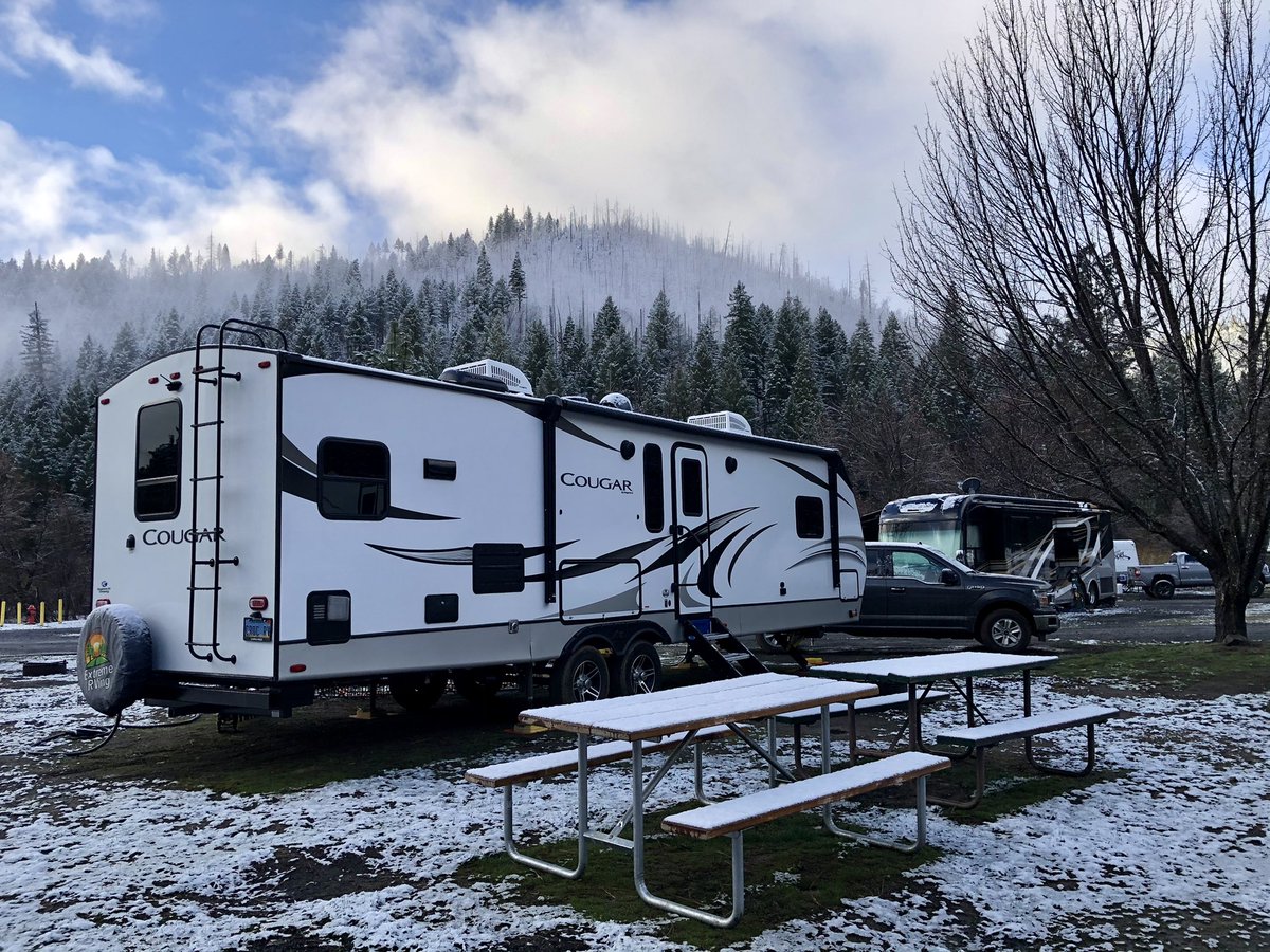 ExtremeRVing's tweet photo. @KeystoneRVCo Actually - I lied 🤥- it’s a 2020. We traded in our @KeystoneRVCo #hideout after 8 amazing years & are looking forward to the next era! #ExploreOurNation #OnTheRoad #MoreThanaVacation it’s an #experience https://t.co/NGuuSzXOYz