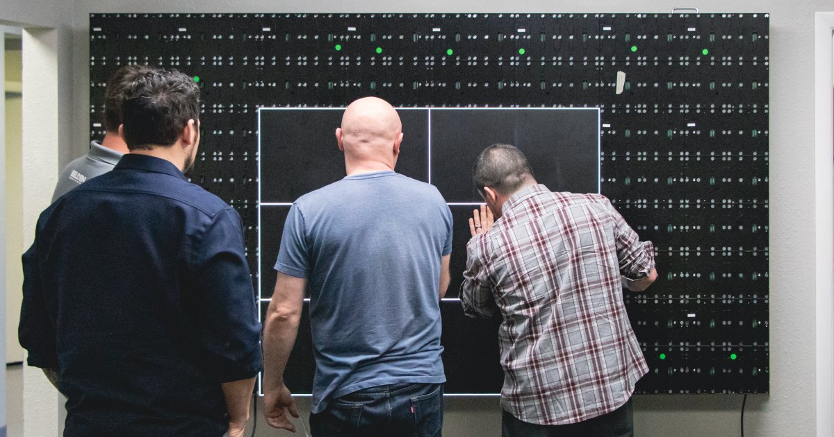 This week Herman technicians came to Tampa for the latest in digital wall installation training.  #AchieveMore #avtraining #AVTweeps