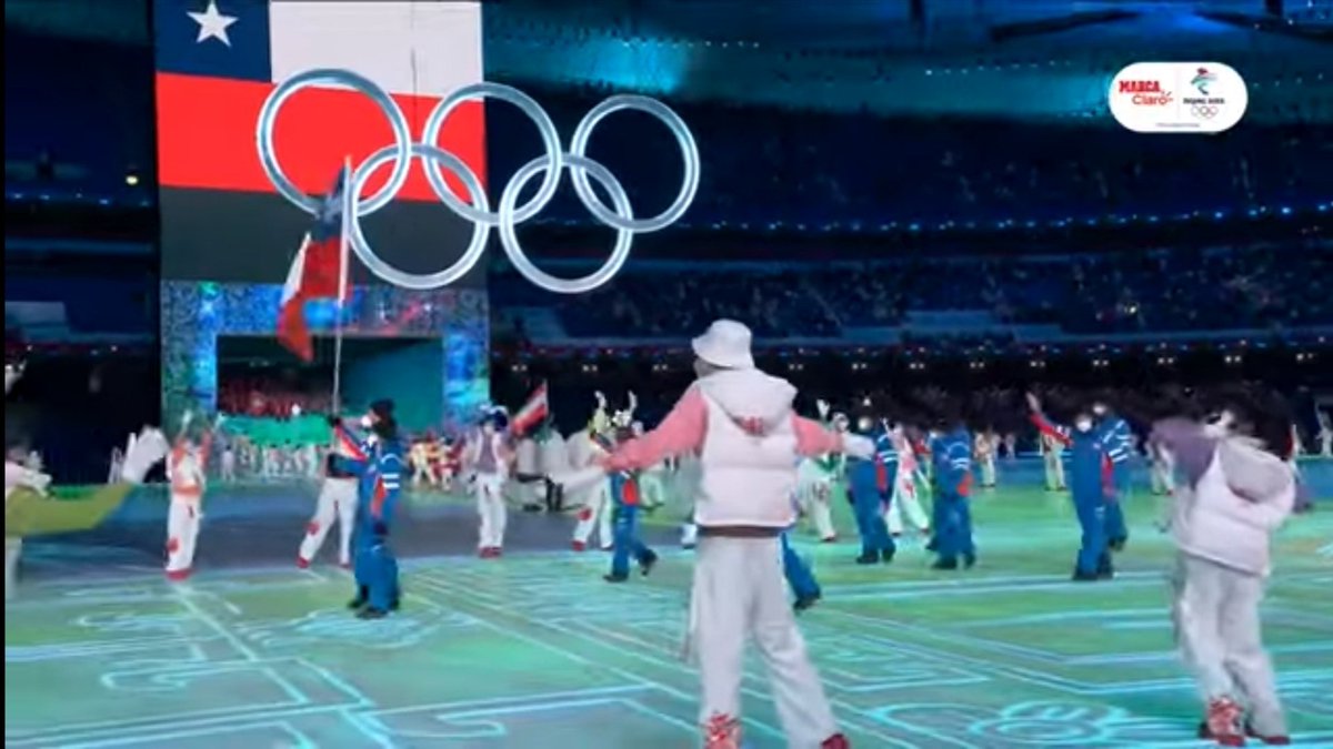 TSMariaC's tweet image. Me agradó ver los Juegos Olímpicos de Invierno en Beijing, aparte de ser una presentación bonita, estaba feliz de ver a la delegación chilena 🙏😌