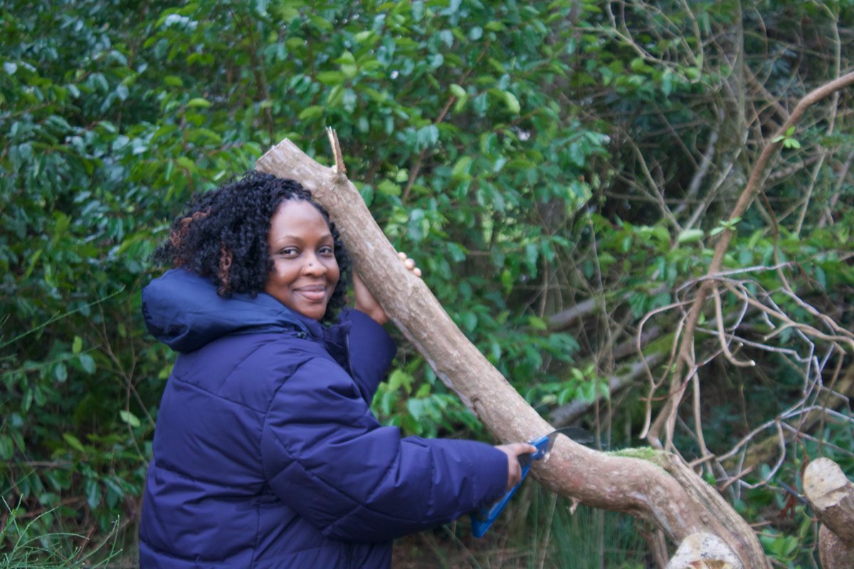 JMA_at_Strath's tweet photo. Members of the @StrathallanSchl John Muir Award Group were hard at work tackling invasive rhododendron on school site this week, led here by Miss P. Hard work, but best for the wildlife. @JohnMuirTrust #johnmuiraward https://t.co/dnaj9EMWTS