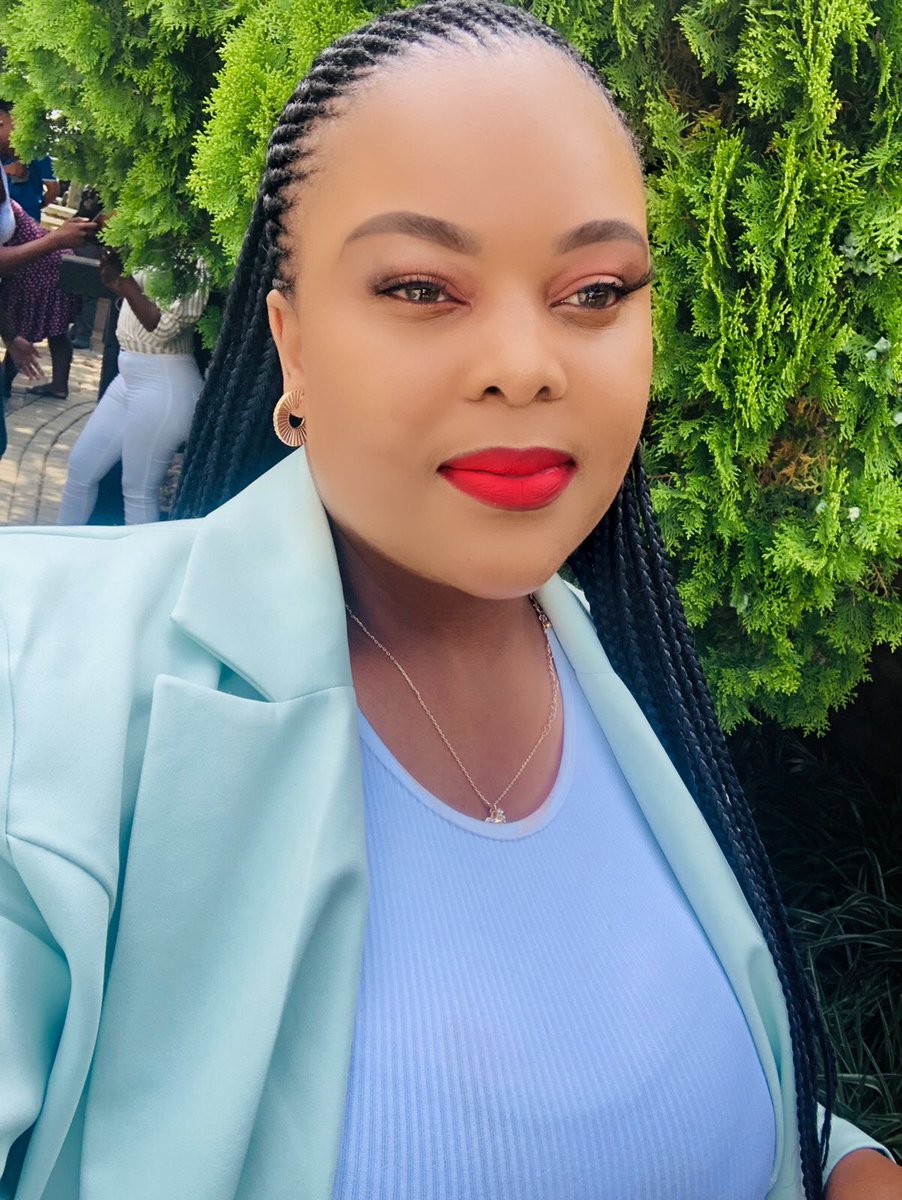 Finally a qualification that aligns with my passion. 

Graduate in Animal Production👩🏻‍🎓❤️