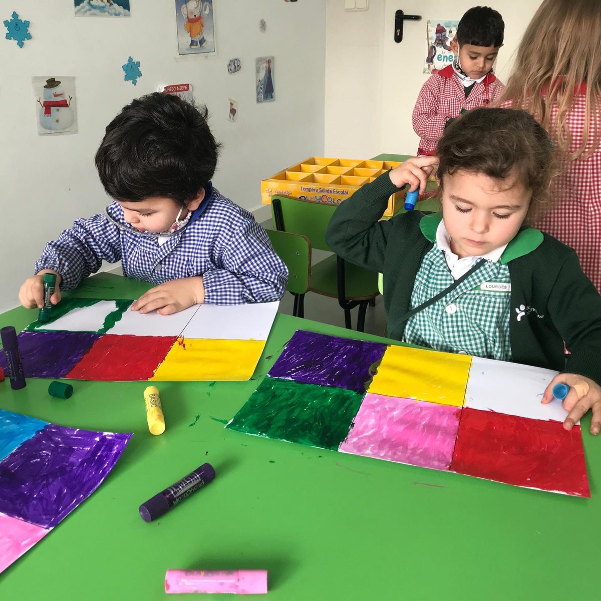 teresianaspampl's tweet photo. Pequeños y grandes artistas 👩🎨
#proyectoarte #kandinski #proyectosdecomprensión #protagonistascontigo https://t.co/J0ECDKSSnM