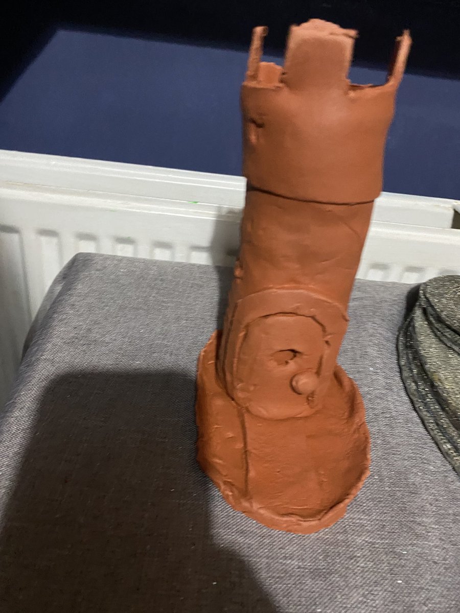 JanetGerrard1's tweet photo. @fernsacademy @MissSalmon2020 Grace made a castle and a Stonehenge monument today aswell as talking about them. https://t.co/bUJt94xGAj