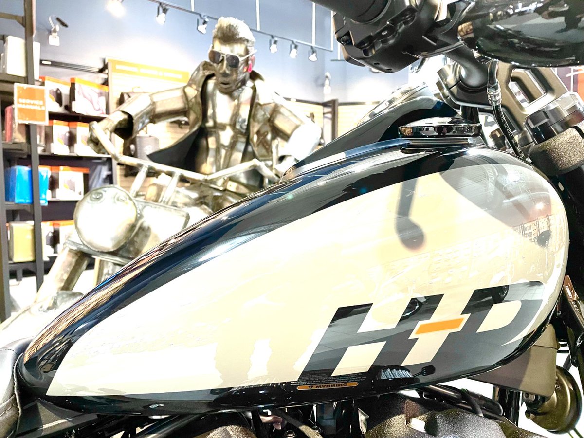 Come check out the all-new graphics on our Vivid Black 2022 FAT BOB 114 @hdmuseum <a href="/harleydavidson/">Harley-Davidson</a>