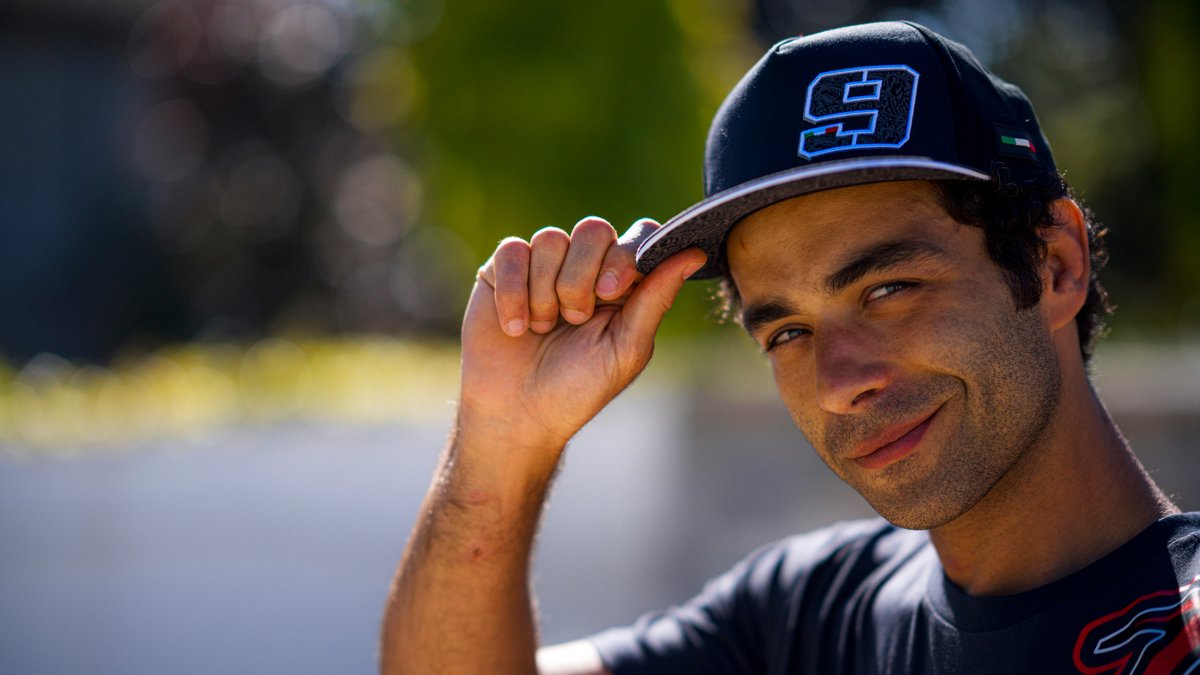 ducaticorse's tweet photo. Welcome back Petrux! Danilo Petrucci to make his debut in MotoAmerica Superbike on the Warhorse HSBK Racing Ducati NYC Panigale V4R. “So happy to come back to race with Ducati, special thanks to all the Ducati people who made this project possible!" #DucatiCorse #ForzaDucati https://t.co/ISgENxCKhY