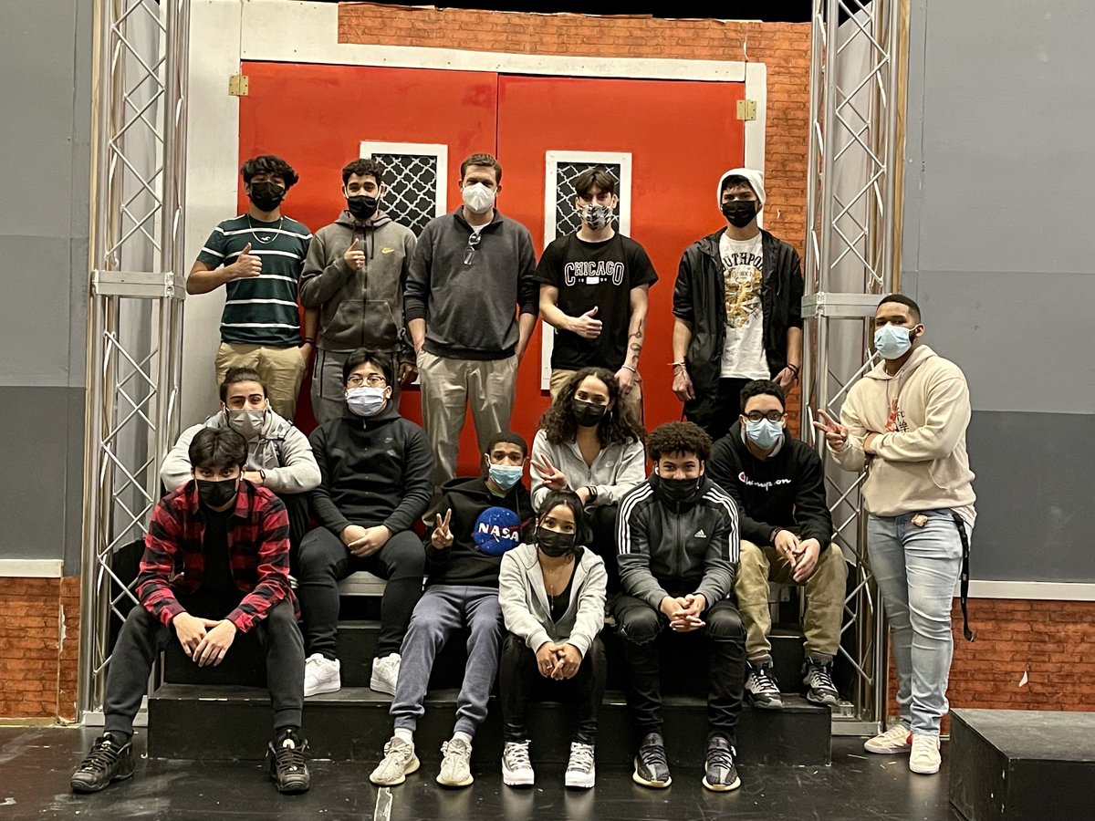 schools_essex's tweet photo. Mr. Kovaleski’s 11th &amp; 12th grade Carpenters construct &amp; assemble the Payne Tech school musical set. These talented students are applying their craft to Work-Based Learning (WBL) opportunities right in school. Up next, perhaps a lucrative career with #IATSELocal21 🔨🎬🪚👷🏽‍♂️ https://t.co/CJungH5Wtt