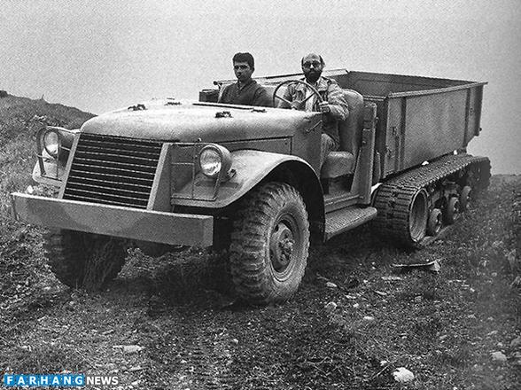 FieldMarshalPSO's tweet image. از طرح های ابتکاری شهید چمران خودرو همه جا رو ترکیب شنی و چرخ ، البته انتظار نداشته باشید این شیرین عقل که سر و ته موشک رو از هم تشخیص نمیده بیاد از این چیزا براتون بگه.