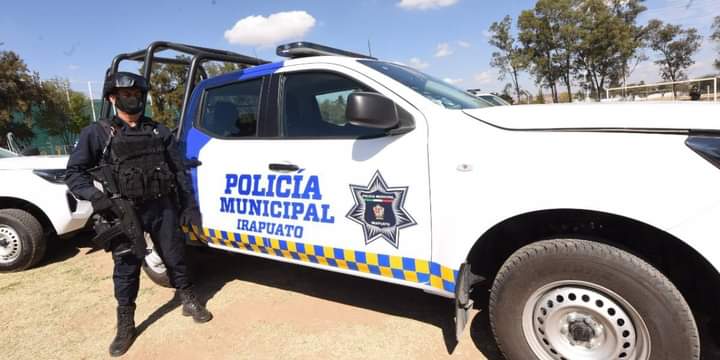 FORTALECEN A POLICÍAS PARA CONSTRUIR LA PAZ irapuato.gob.mx/2022/01/26/for…