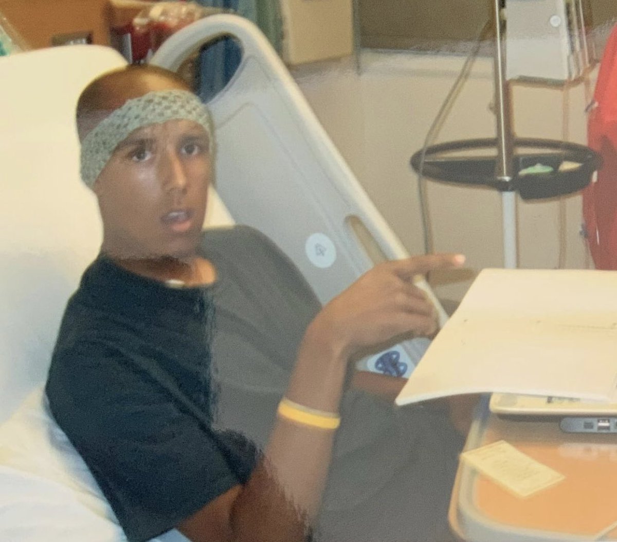 CoachCsanders7's tweet photo. World Cancer Day.

This is the reason why I never have bad days.

If my alarm clock goes off and the eyes open that morning. It’s automatically a great day. https://t.co/uK5VenwldL