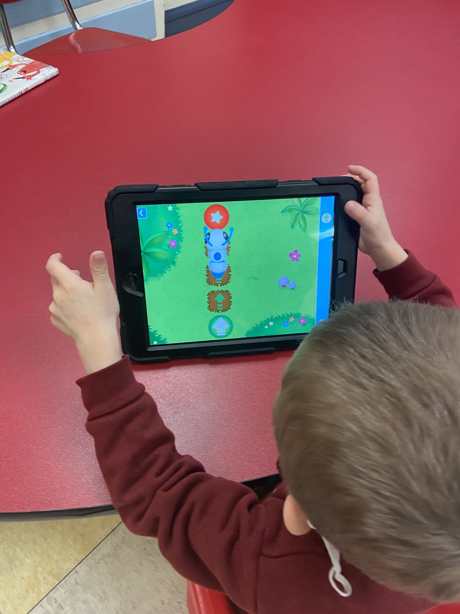 Early coding with Ms Beth’s preschool class. #futurereadylibs <a href="/becsjen/">Rebecca Jensen</a>