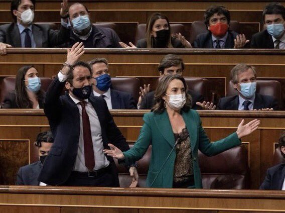 maestradepueblo's tweet photo. ¿Otra vez a sustituir? ¡Es La tercera esta semana! https://t.co/vJhVyZlRog