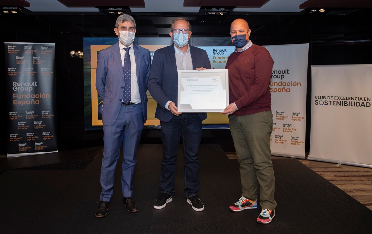 MotorArisa's tweet photo. La Sociedad Municipal de Aparcamientos de Las Palmas de Gran Canaria, ha sido galardonada en los Premios a la Mejor Práctica en Movilidad Sostenible y Accesible que, un año más, ha otorgado la Fundación Renault Group España. ¡Enhorabuena @SAGULPA_ ! https://t.co/9gee0e9hy1