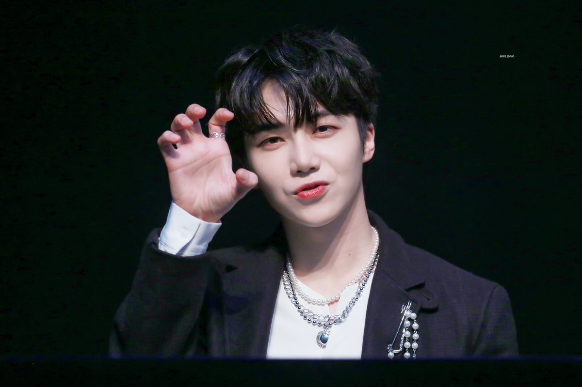 soul_jinho_0417's tweet photo. 220204 DMC팬싸

#펜타곤      #조진호 #진호 #PENTAGON      #JINHO 
@CUBE_PTG https://t.co/UC9TgZSILa