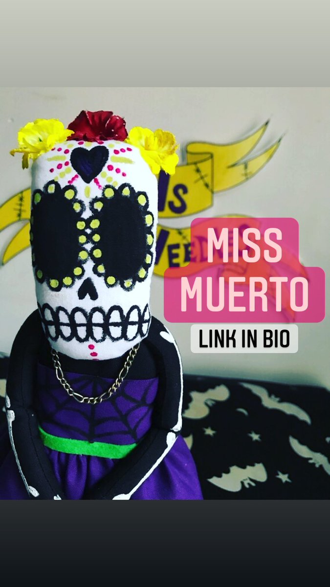 💀🌸 Miss Muerto 🌸💀 Unlike her name, this colourful little lady is here to celebrate life. She believes life is for living and death is the after party.. etsy.com/uk/listing/741… #dayofthedead #dayofthedeadart #pinsandneedles #diademuertos #gothicstyle #dollcollector #dolls