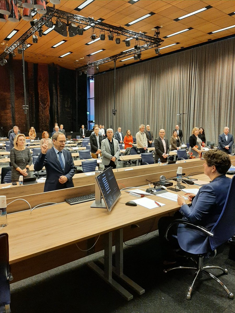 LokaalBrabant's tweet photo. Wil van Pinxteren is vandaag beëdigd als Statenlid voor Lokaal Brabant. Hij vervangt Harold van den Broek die wethouder wordt in de gemeente Maashorst. Lokaal Brabant wenst hem veel succes in zijn nieuwe functie als wethouder en is blij dat hij actief zal blijven binnen de partij https://t.co/Amn7ejvxwj
