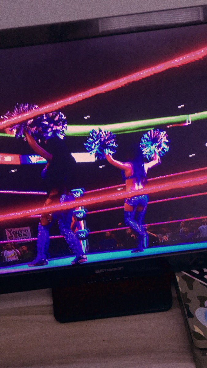 5IVESTARRBAE's tweet photo. FUNK IS ON A ROLL 

@ArianeAndrew @NaomiWWE #WeWantCameron https://t.co/3DFCx5dqDe