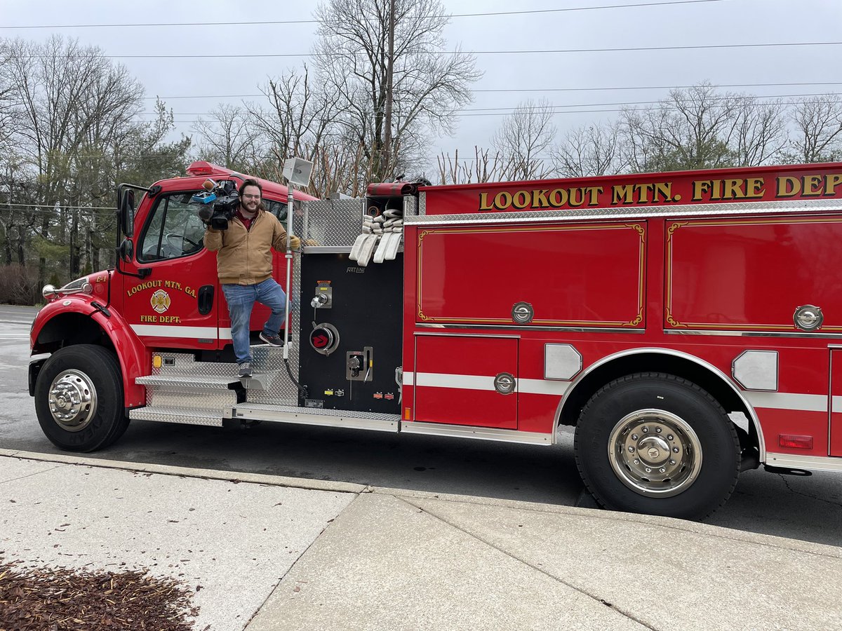 BlevinsSam's tweet photo. Took a little ride todayโฆ #FiremanBlevDawg #LookoutMtnVFD #Work #Photog #Myjobisfun https://t.co/iTKp5cU1GR