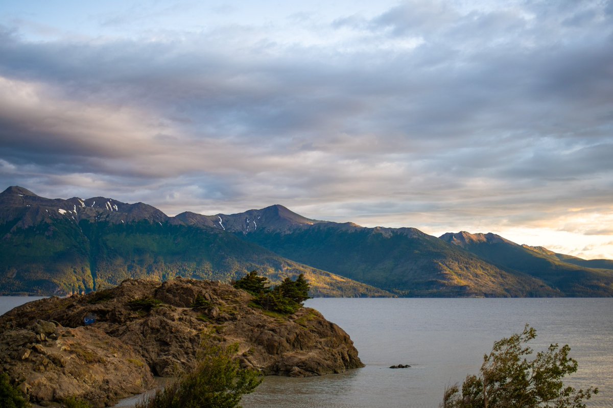 cly_hrn's tweet photo. Only a few of my favorite shots from Alaska 🧡 https://t.co/lxff0lXBoC