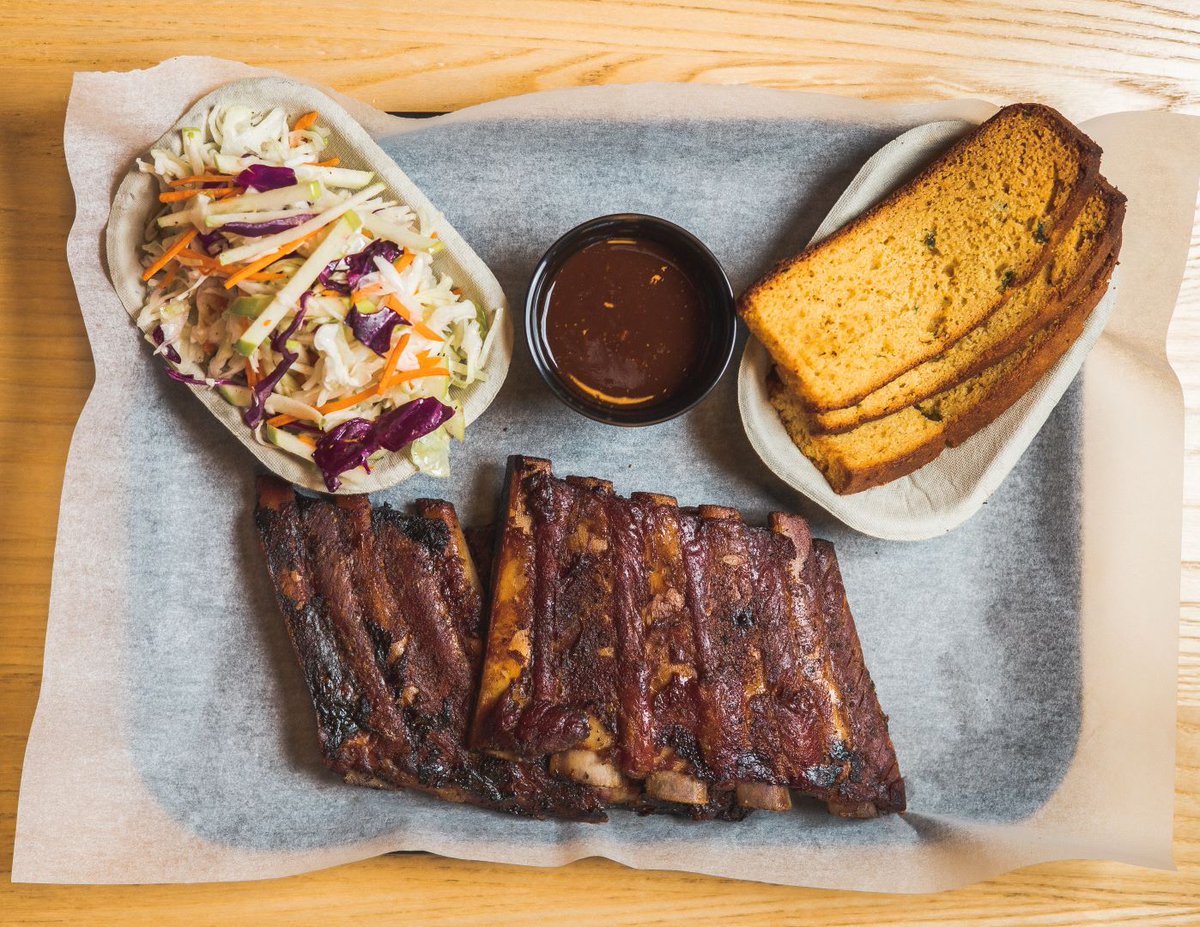 Look me in the eyes and tell me that ribs wouldn't really hit the spot today. 👉👀 #yeg