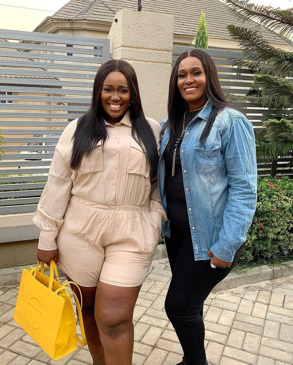 legitngnews's tweet photo. Popular comedian, Anita Asuoah also known as Realwarripikin shares photo of her beautiful mother.
She could actually pass for her sister❤❤
📸: realwarripikin (Instagram)
#legitng #legitposts #realwarripikin #fridaygoodness https://t.co/oERfbnaONT
