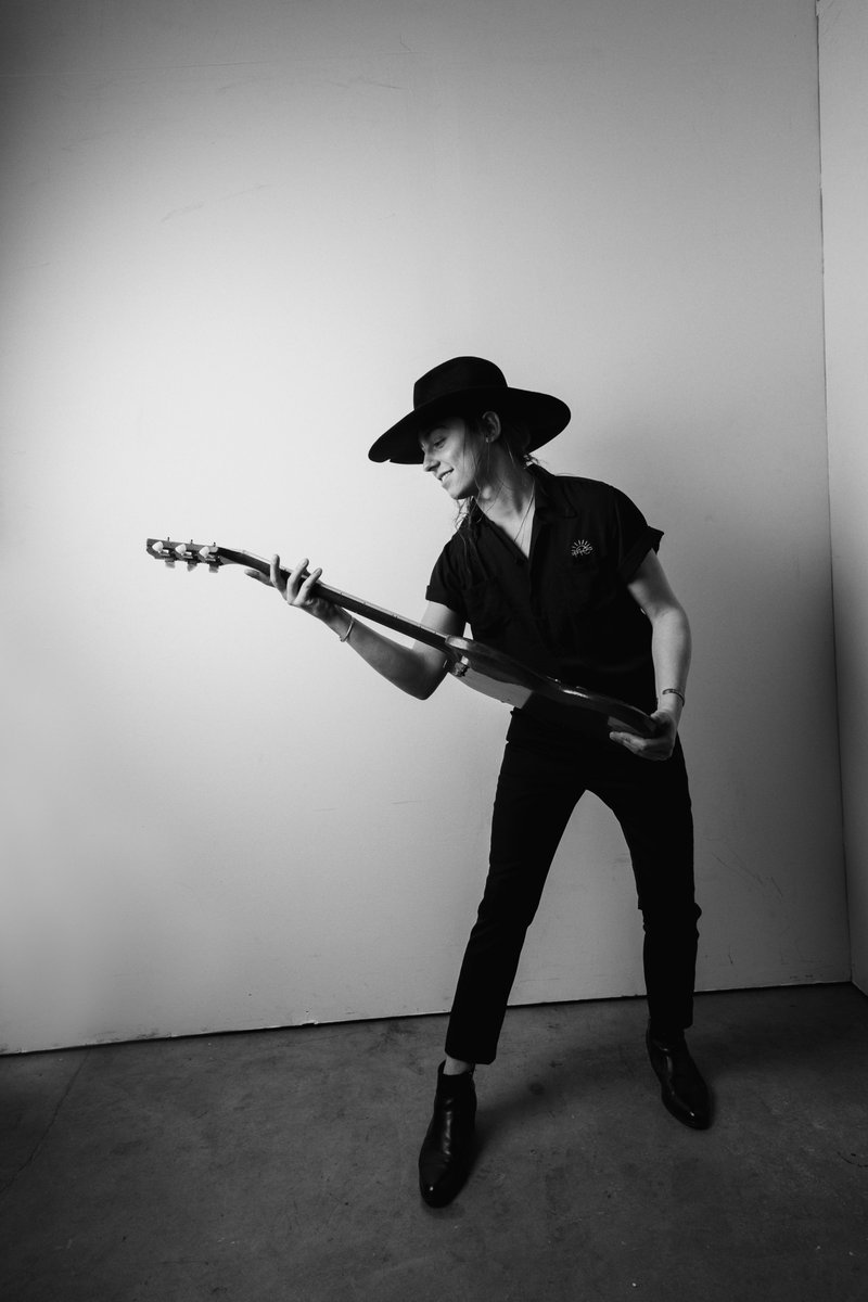 GretaVanFleet's tweet photo. Put on your dancing shoes. https://t.co/f4HDSnw9gt