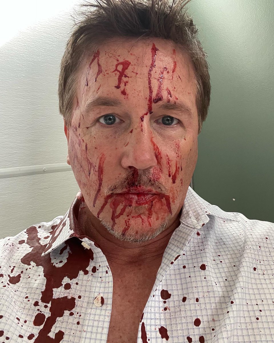 Lochlyn Munro 🪼 tweet media