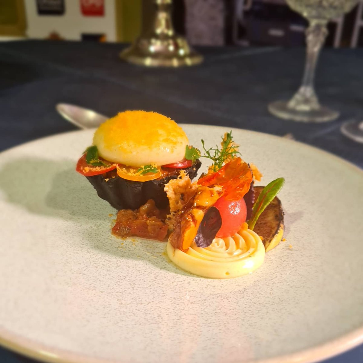 GrahameWickham's tweet image. &quot;Why Save The Best to Last?&quot; A cjeese board as a starter rsther than at the end of a menu 

Reverse Spherification Cheese Fondue, Tomato &amp;amp; Fif Chutney, Charcoal Cracker Tartlet 

#Cheese #tomato #reversespherification #food