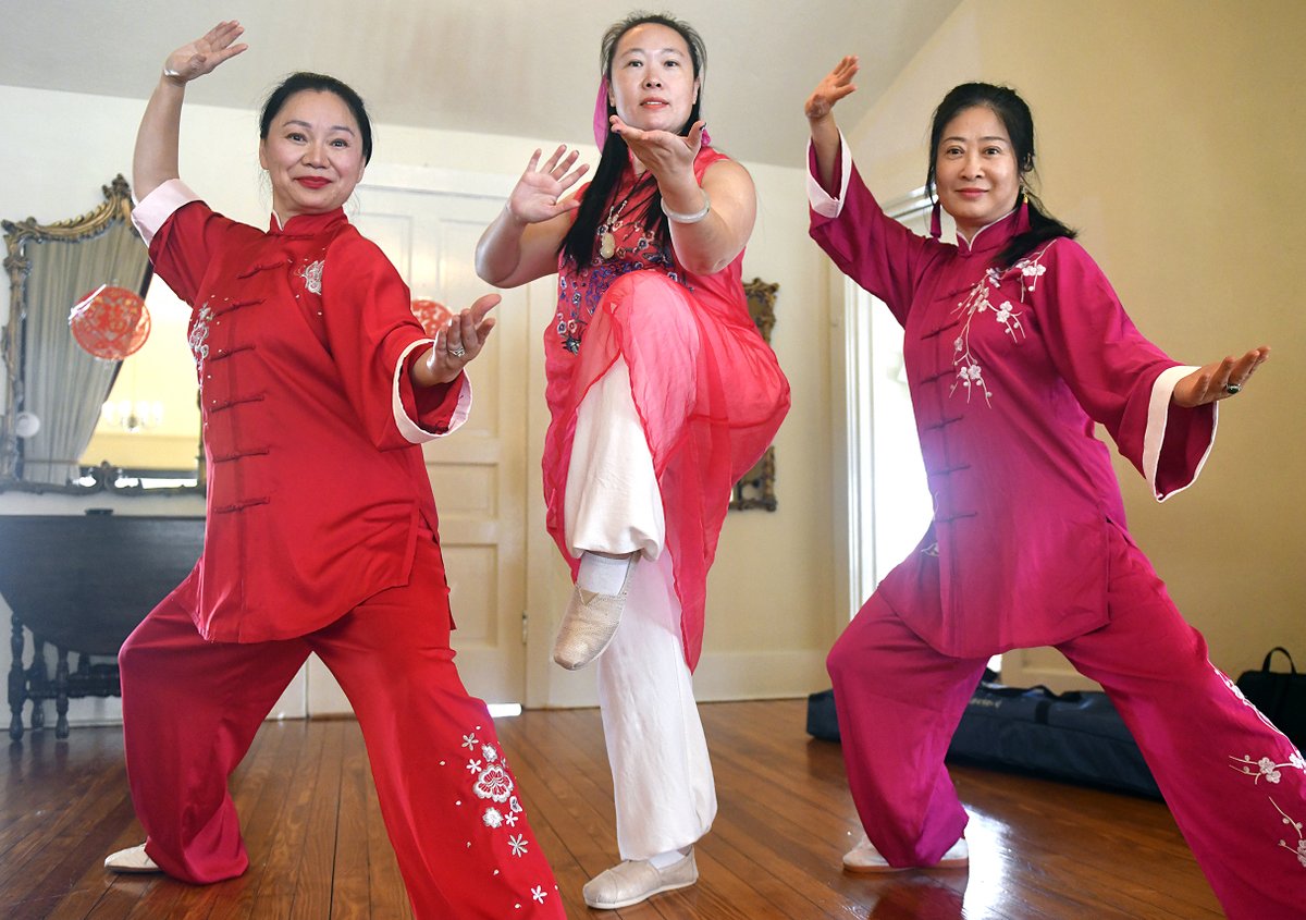 CP_AdamM's tweet image. Watch: Porch Club of Riverton rings in #YearoftheTiger #ChineseNewYear2022 -&amp;gt; bit.ly/3gFHuLj