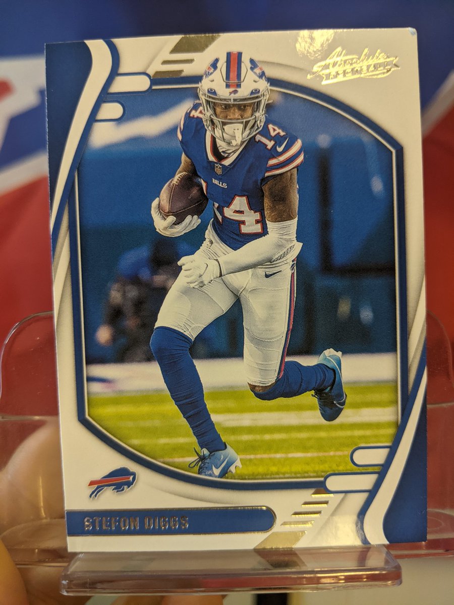 IestynTHarris's tweet photo. New #BillsMafia giveaway! This time, it's a trio of 2021 Absolute cards: Josh Allen, Stefon Diggs, and Emmanuel Sanders 👀

To enter:
1) Follow Me
2) Retweet this tweet
That's it!

Winner announced on Wednesday, so stay tuned 🦬 https://t.co/5sAmKN9nmc https://t.co/HfRwoYh2Sw