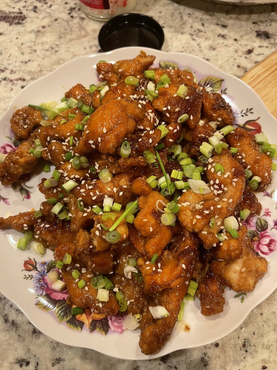 vartenin's tweet photo. Crispy sesame chicken breast. #food #cooking https://t.co/8sQgSsefce