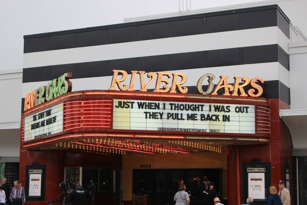 m_lahey's tweet photo. So happy to hear #Houston's Historic River Oaks Theatre will return (&amp; not become a parking garage)  Thanks to @kimcorealty @starcinemagrill @cinemaHTX &amp; Friends of River Oaks Theatre-I found out from a new-to-me podcast--@CityCastHouston Photo @sofiabgzz
https://t.co/6ukFGMHjyh https://t.co/O1BUeluRbn