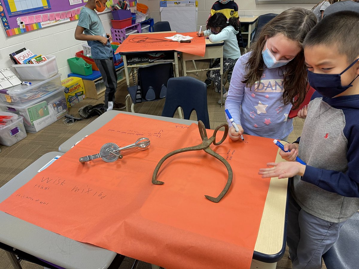 Ms. Innocentini (Ms. Tini) tweet media