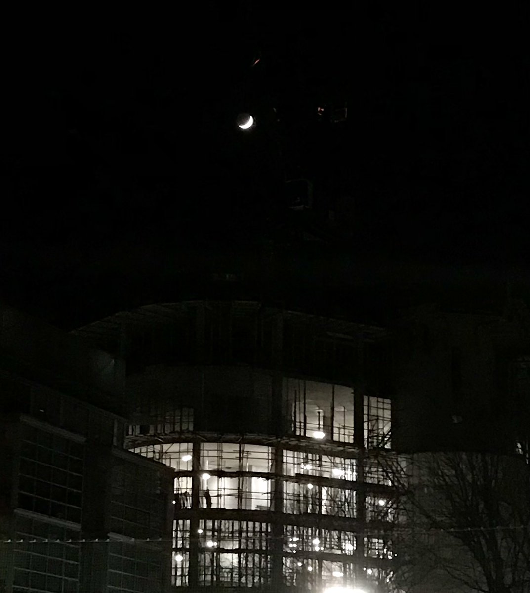 @cathrynlewis @PearsMaudsley @SGDPCentreKCL @KingsIoPPN I see your video and I raise you the moon over the @PearsMaudsley