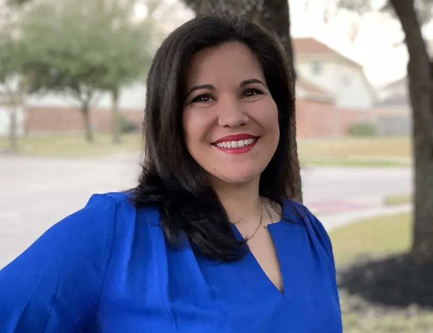 Welcome back to UST Angie Maxey '05! Angie has been named the new Director for the Office of Access and Disability Services. Read more about Angie and her impressive qualifications in the newsroom here buff.ly/346E7ub