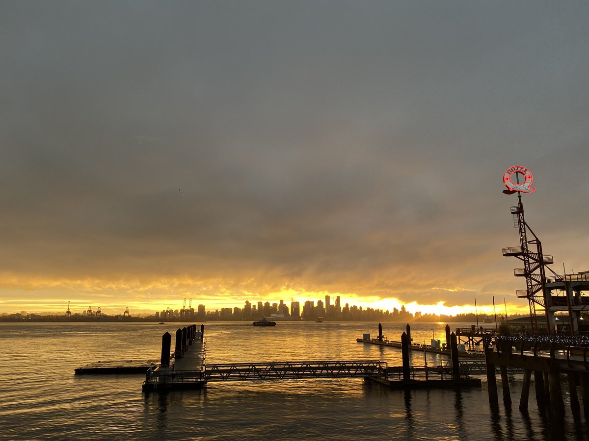 😍 The view from #northvan is stellar.