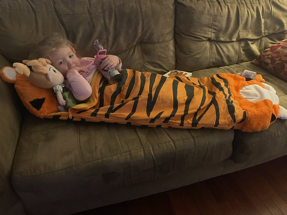 Friday vibes. #happynapper <a href="/HappyNapper/">Happy Nappers</a>