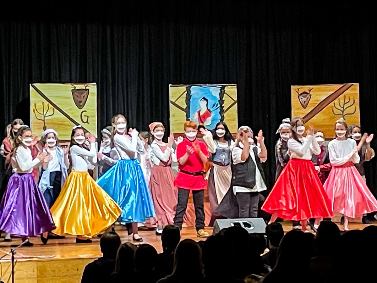 Opening night for Beauty and the Beast Jr at School #2! <a href="/mrfreygould/">Andrew Frey-Gould</a>
