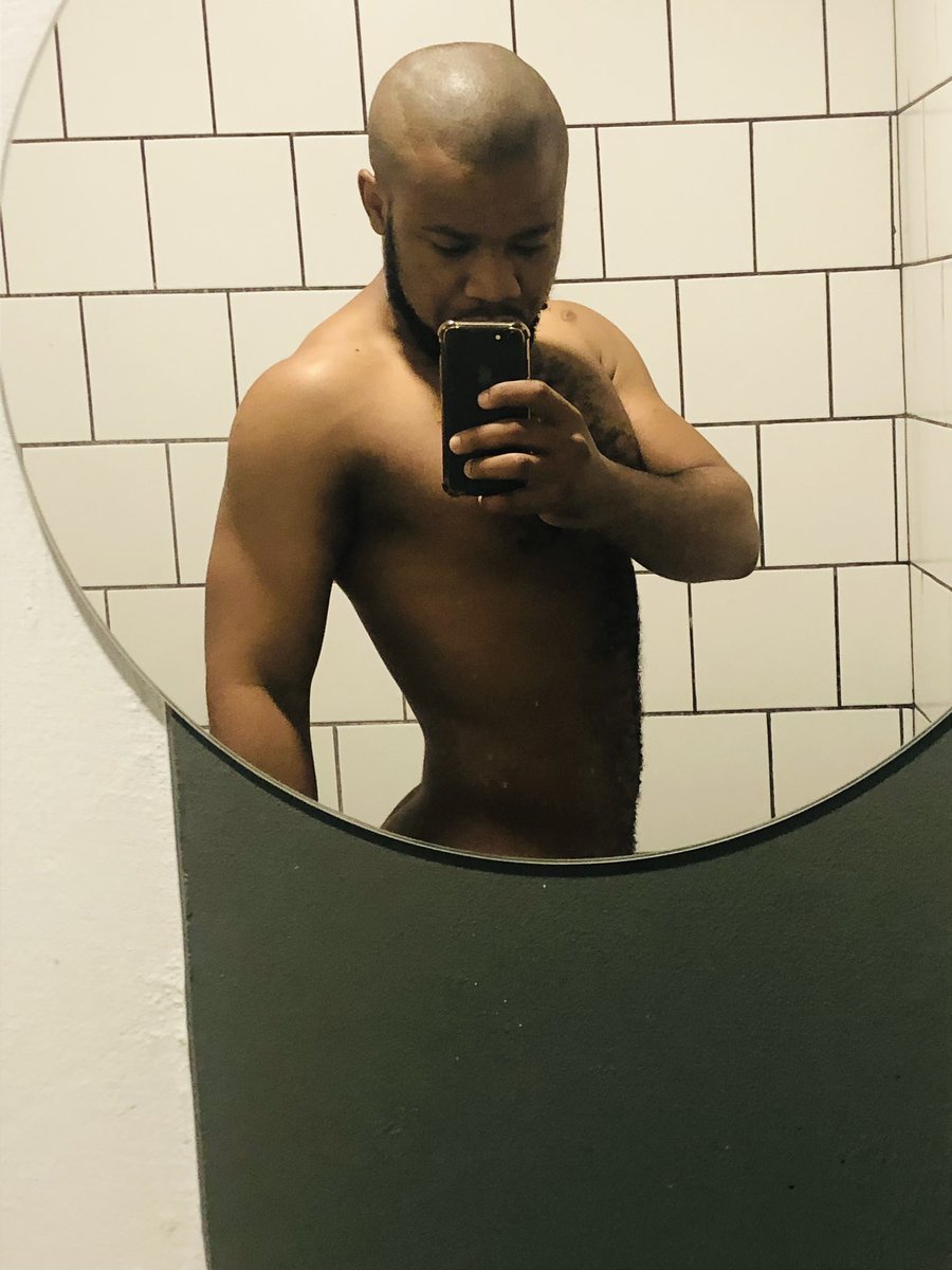 MrNokkie_'s tweet photo. I took a late shower 🚿 #Nudesalert #BodyDevelopment https://t.co/KZMvghYkVN