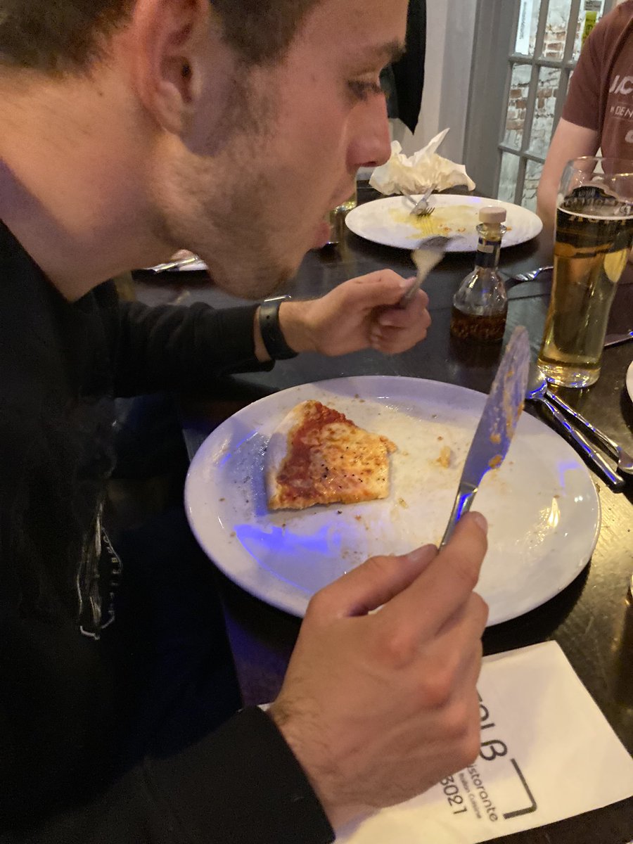 Josh wraith orders margheritas